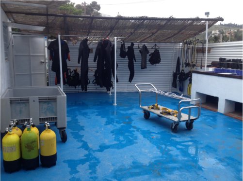 Zona de lavado centro de buceo